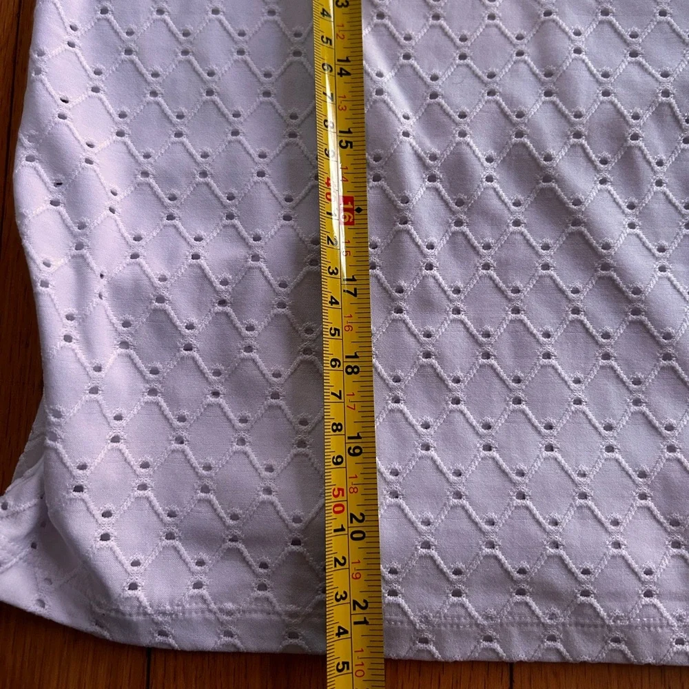 Michael Kors brand white eyelet V-neck blouse Small - Picture 9 of 9